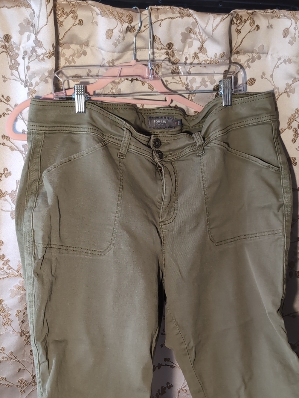 Torrid Pants Size 20